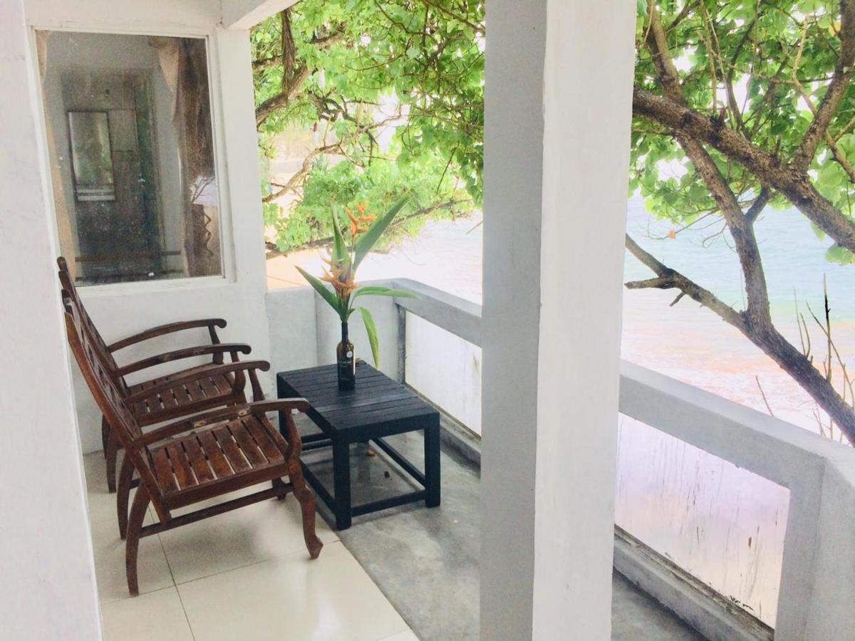 Sea View Villa Unawatuna Exterior photo